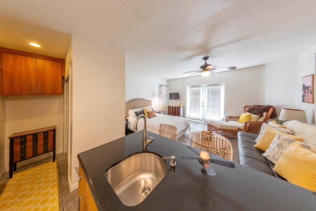 Beachwalk Villas Carlsbad Bagian luar foto