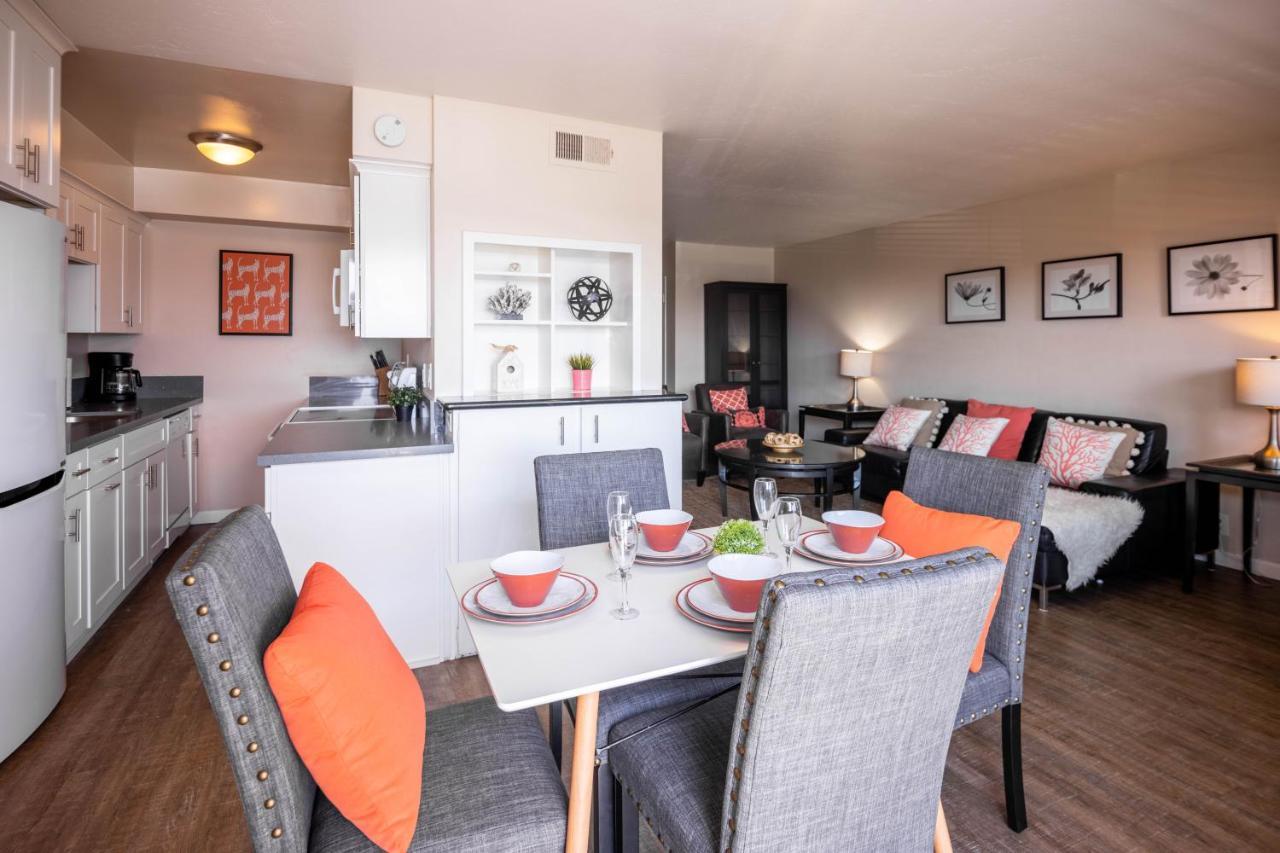 Beachwalk Villas Carlsbad Bagian luar foto